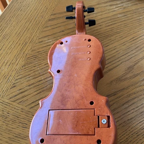 Toy Violin 11 Inches Long - Picture 4 of 4